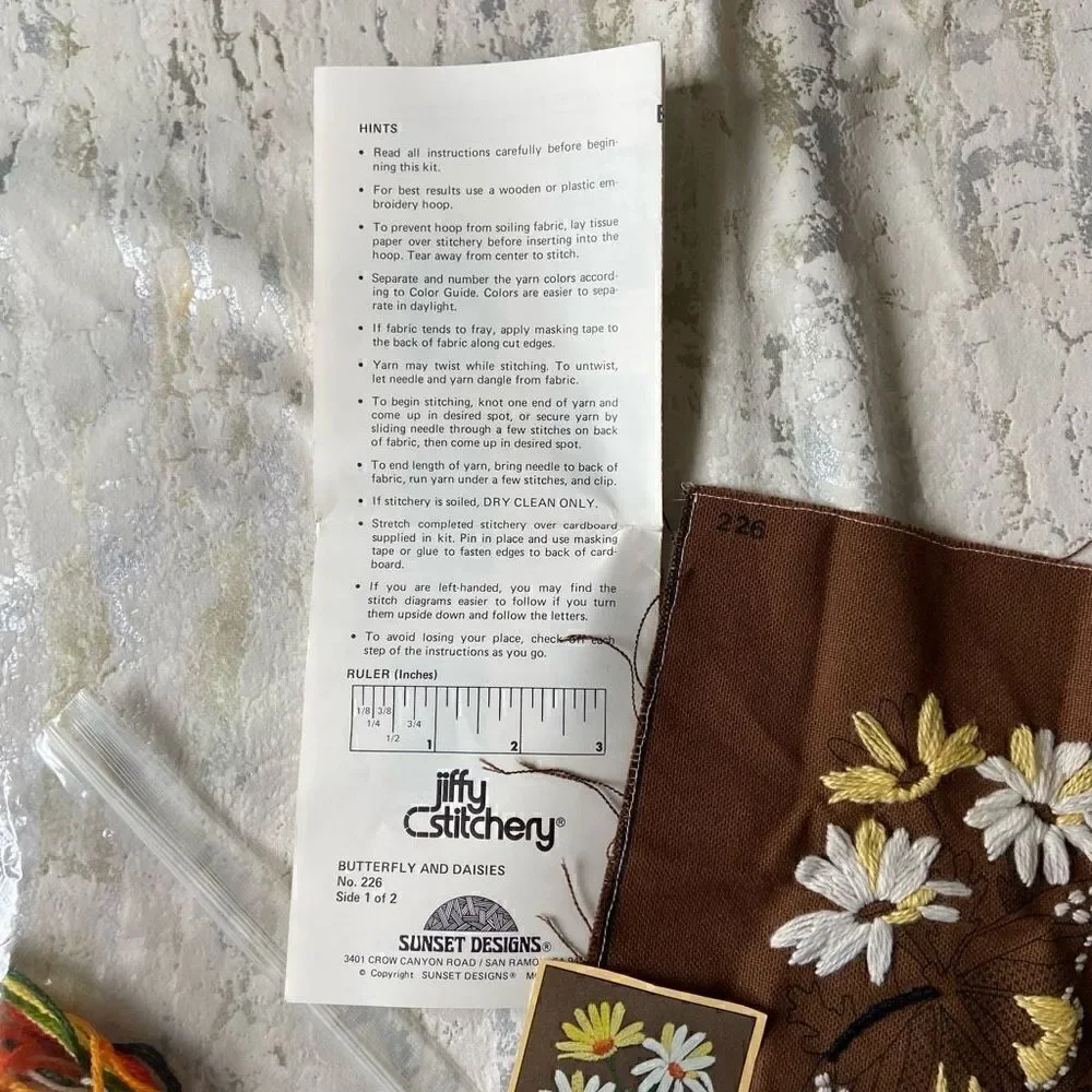 Jiffy Stitchery 1979 butterfly and daisy crewel embroidery cross stitch